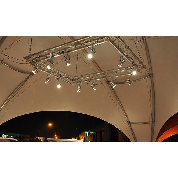 Leje af Hexadome Medium 100m2