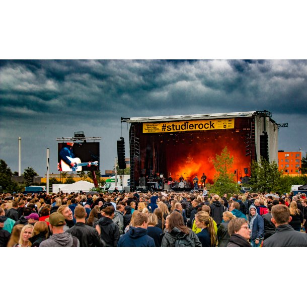 Leje af Alphastage 160m2 Mobilscene