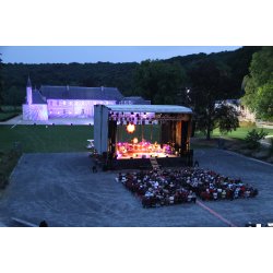 Leje af Alphastage 160m2 Mobilscene