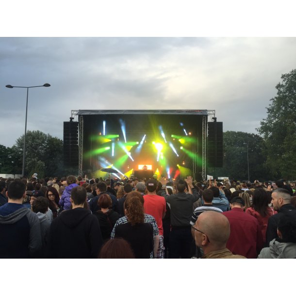 Leje af Stagemaster 100m2 Mobilscene